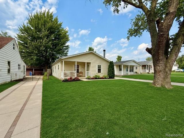 House for sale in Dearborn Heights, Michigan