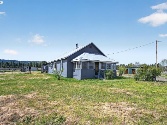 House for sale in Oregonia