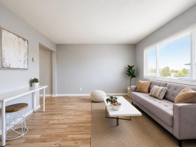Apartment for rent in California