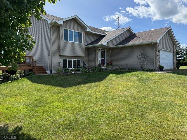 House for sale in Mora, Kanabec County