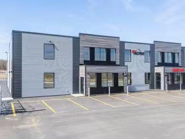 House for rent in Memphrémagog, Quebec
