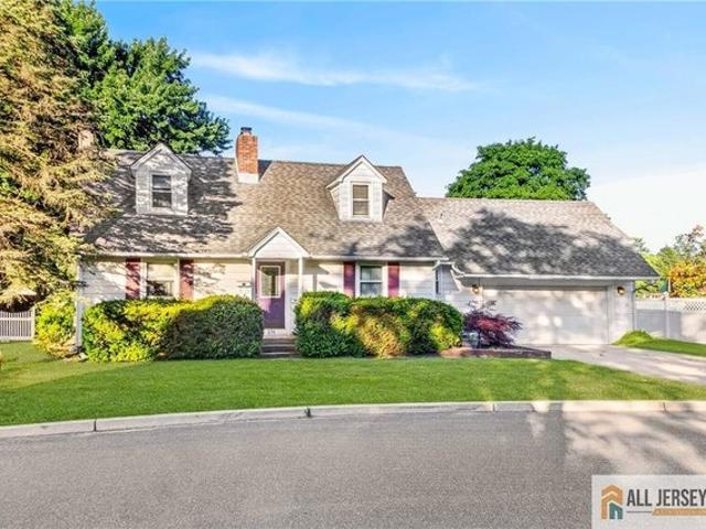 House for sale in Spotswood, New Jersey
