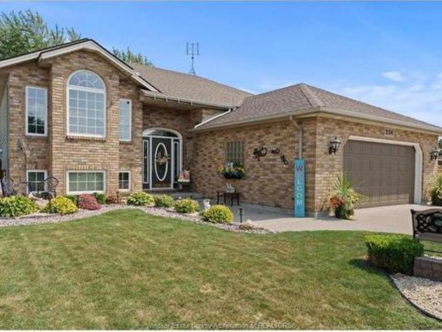 House for sale in Lakeshore, Ontario