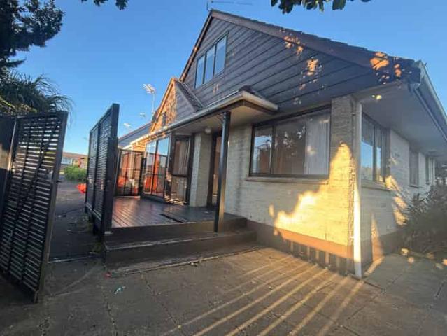 House for rent in Howick, Oroua County