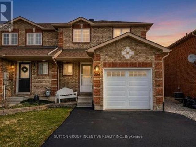 House for sale in Barrie, Ontario