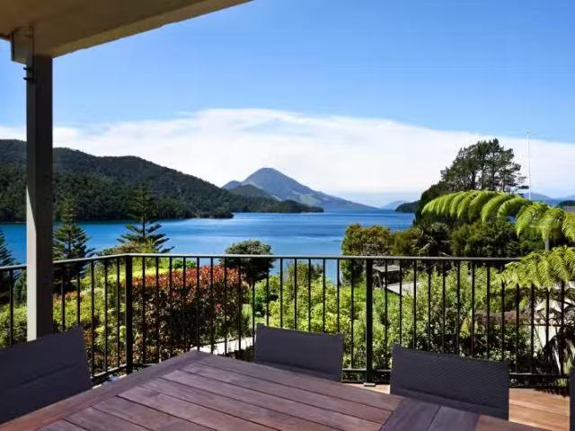 House for sale in Marlborough