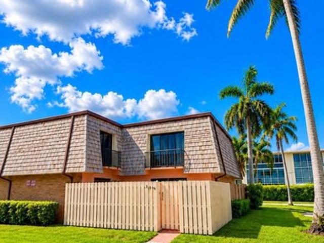 Townhouse for sale in Florida