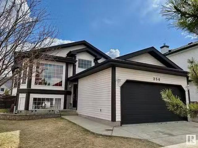 House for sale in Sherwood Park, Alberta