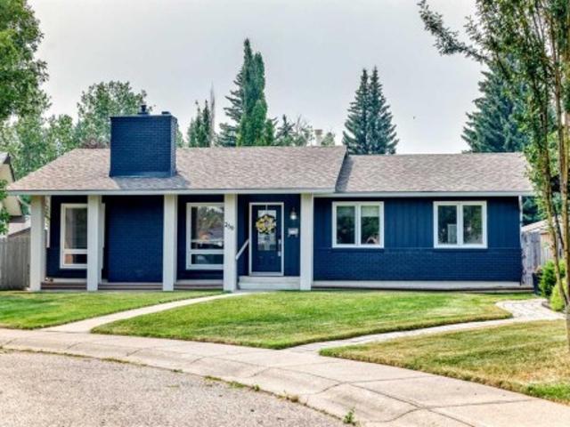 House for sale in Northwest, Alberta