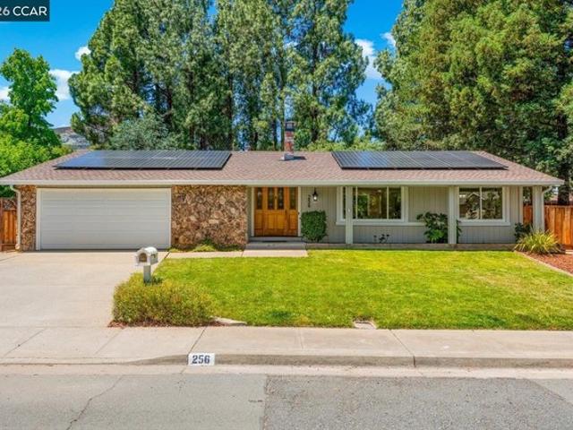 House for sale in Clayton, California