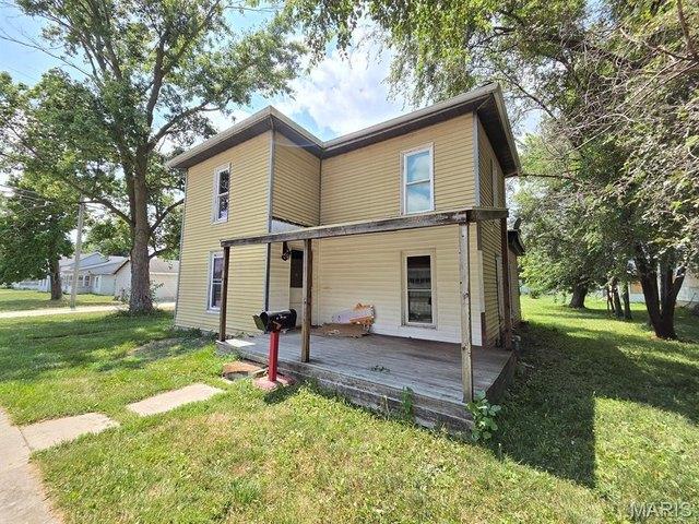 House for sale in Kahoka, Missouri