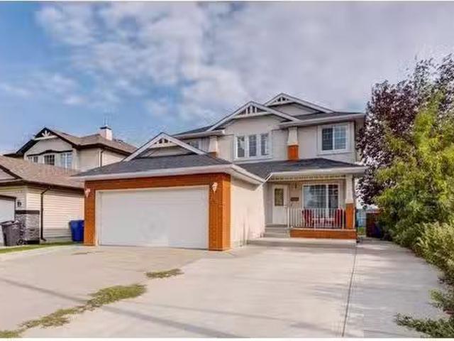 House for sale in Chestermere, Alberta