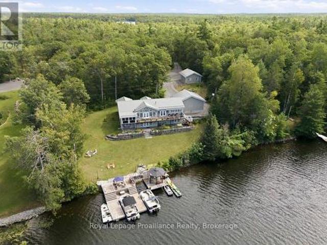House for sale in Methuen, Ontario