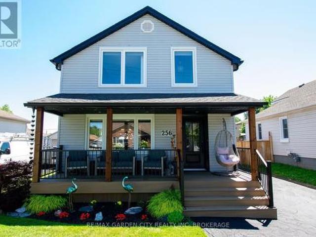 House for sale in Niagara, Ontario