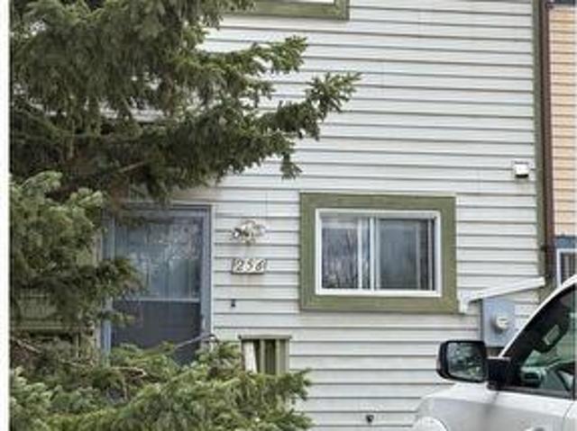 House for sale in Tumbler Ridge, British Columbia
