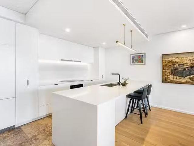 House for rent in Chevron Island