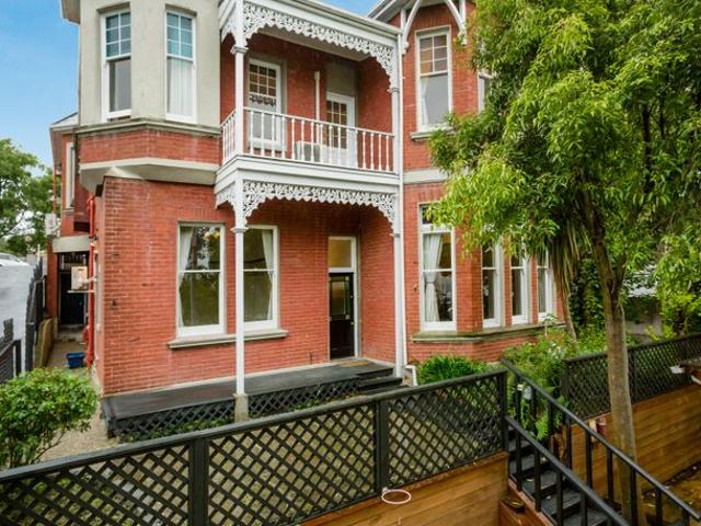 Apartment for rent in Otakou