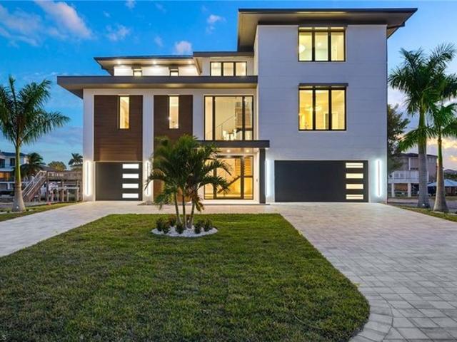 House for sale in Naples, Collier County