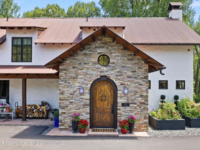 House for sale in Woody Creek, Colorado