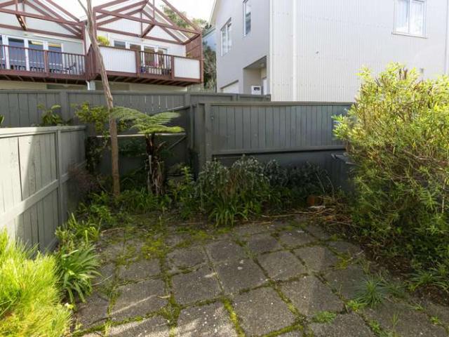 Townhouse for sale in Matata, Wellington