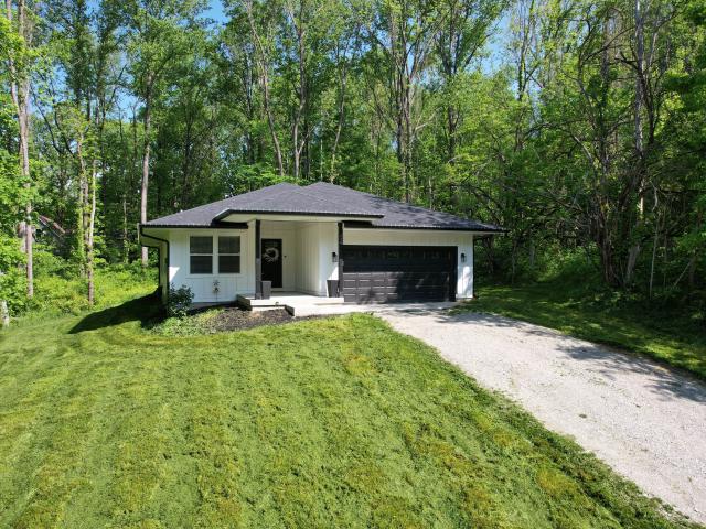 House for sale in Coatesville, Indiana