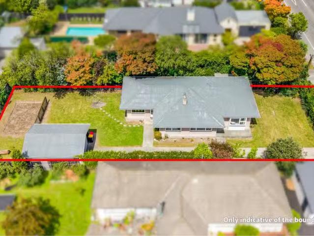 House for sale in Chaslands, Canterbury