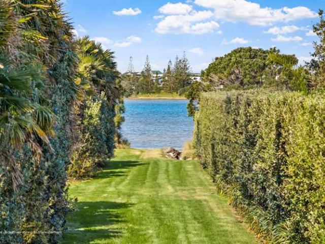 Land for sale in Kawau Island, Oroua County