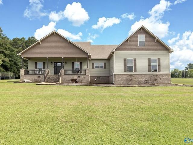 House for sale in Falkville, Alabama