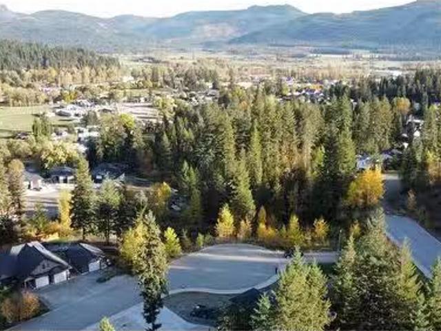 House for sale in Lumby, British Columbia
