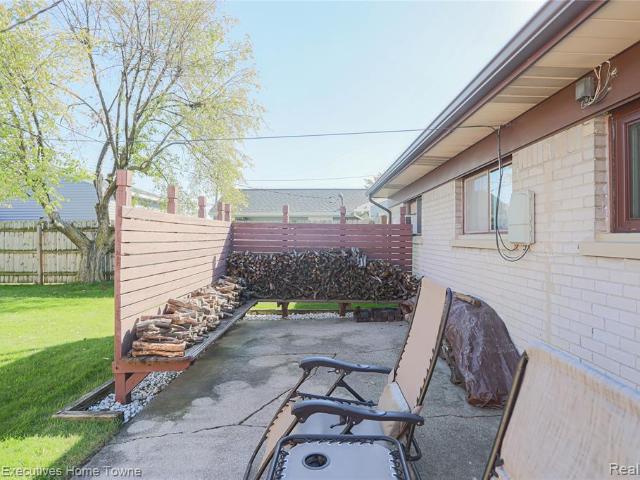 House for sale in Madison Heights, Oakland County