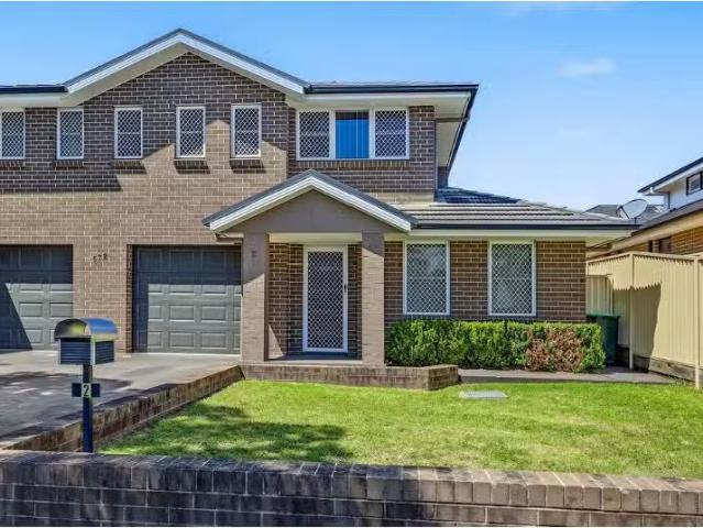 Condo for rent in South Windsor, Sydney