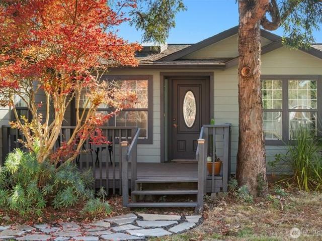 House for sale in Vashon, King County