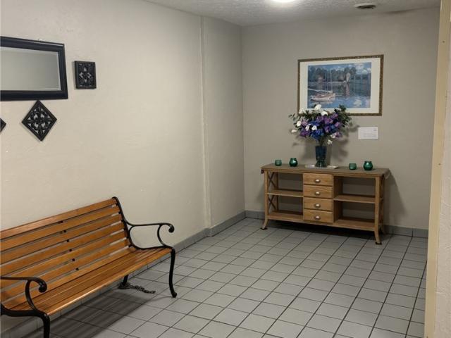 Condo for sale in North Olmsted, Ohio