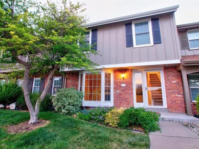 Townhouse for sale in Arapahoe, Colorado