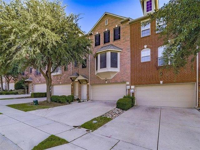 Townhouse for sale in Denton, Texas