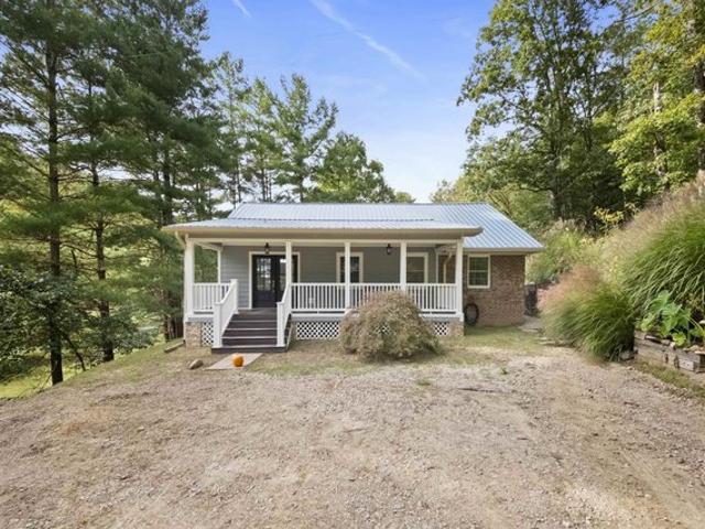 House for sale in Grayson, Carter County