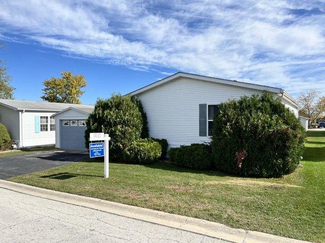 House for sale in Monee, Illinois