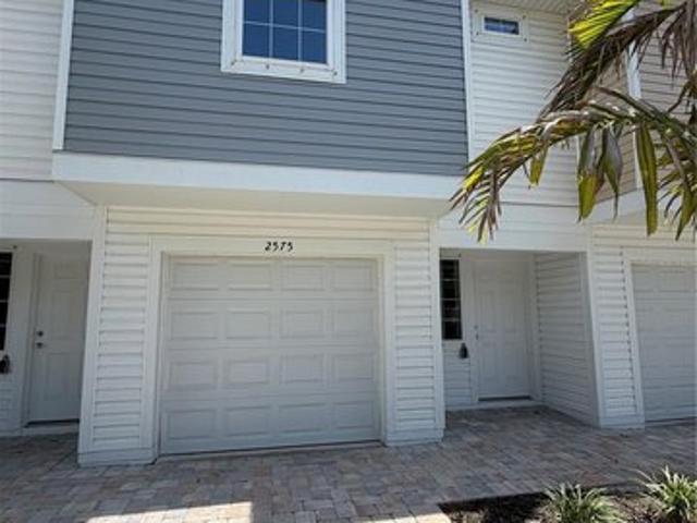 Townhouse for sale in Florida