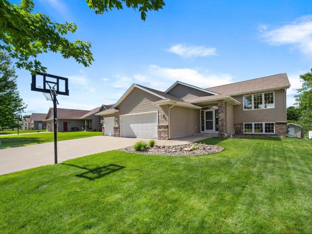 House for sale in Steele, Minnesota