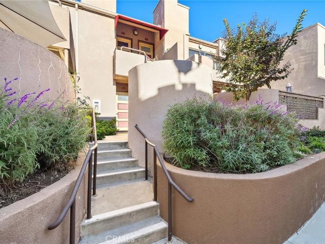 Condo for sale in Foothill Ranch, California