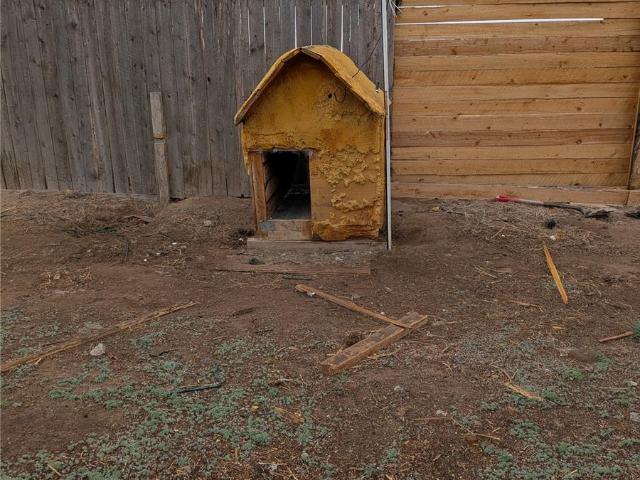 House for sale in K-V Homeowners Association, Moffat