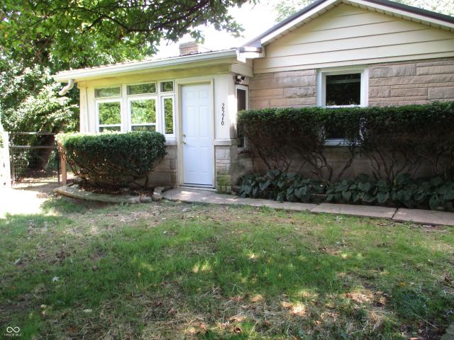 House for sale in Maxwell, Martinsville