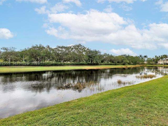Townhouse for sale in Weston, Florida