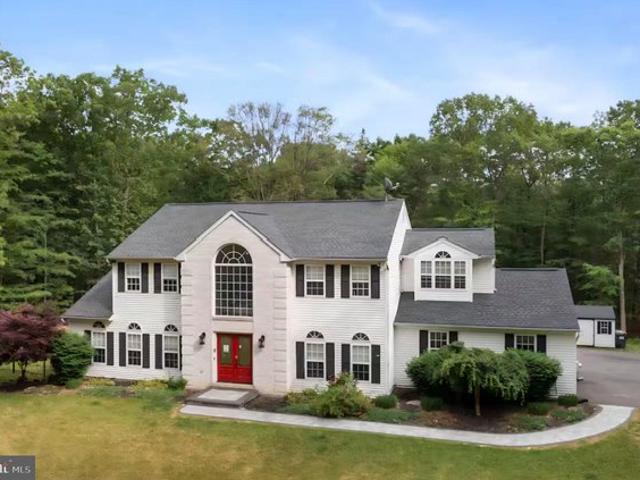 House for sale in Stroudsburg, Monroe County