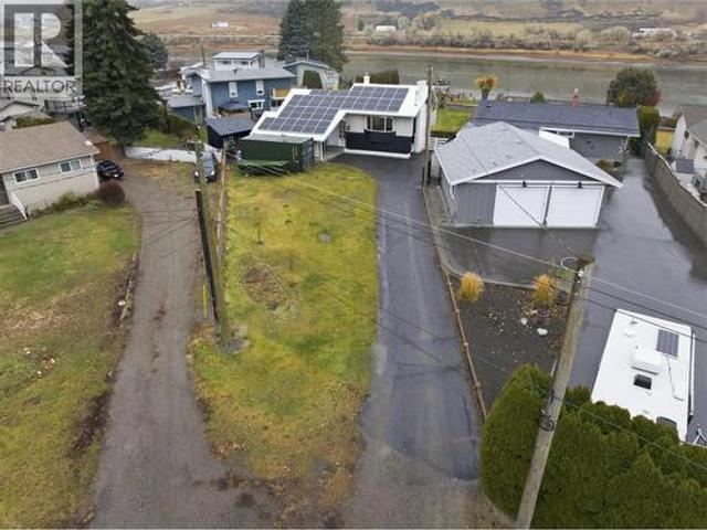House for sale in Valleyview, Kamloops