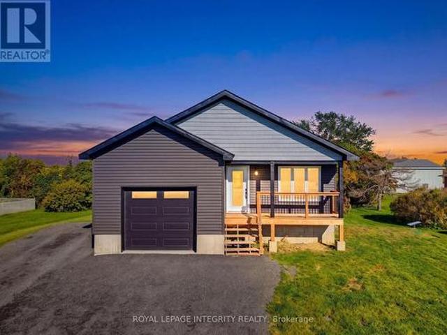 House for sale in Chesterville, North Dundas