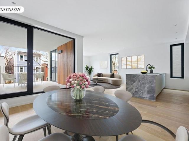 Condo for sale in Arverne, New York