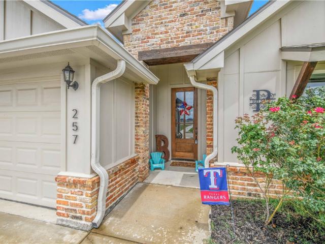 House for sale in Snook, Texas