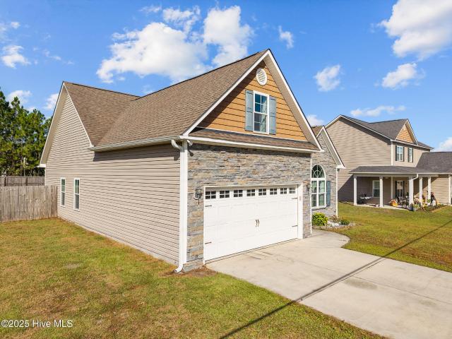 House for sale in Hubert, North Carolina