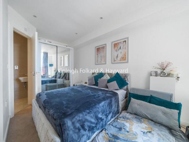 Apartment for rent in Alperton, Greater London